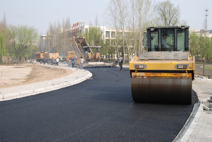 道路施工現(xiàn)場